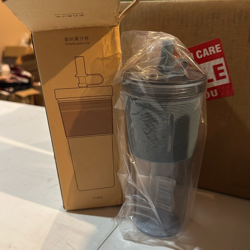 Brand new 24oz tumbler blue/grey color